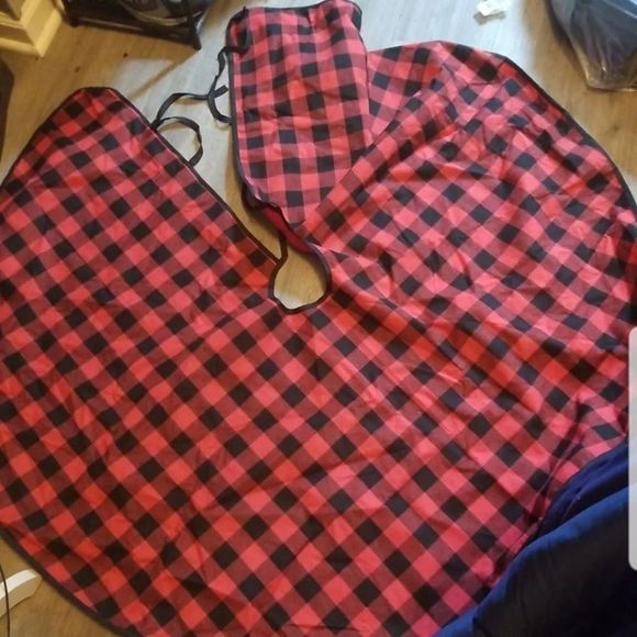48" Buffalo Plaid Tree Skirt Red, Black, New without tags, Tie Closure - Picture 4 of 8